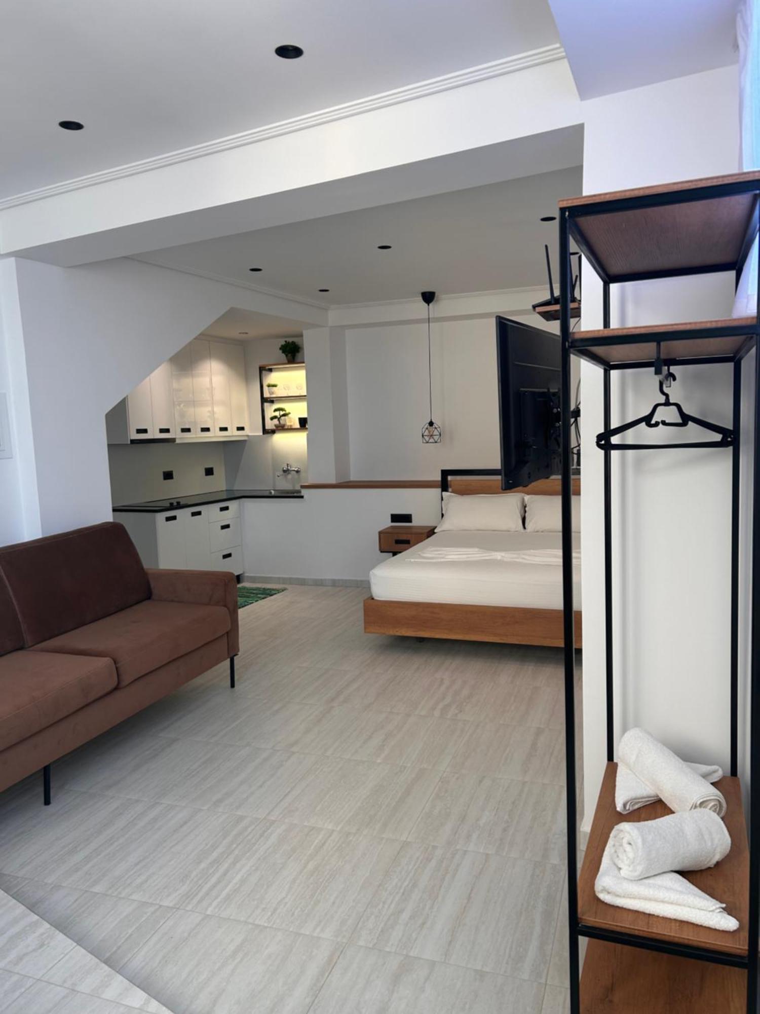 Crown Apartment Саранда Экстерьер фото