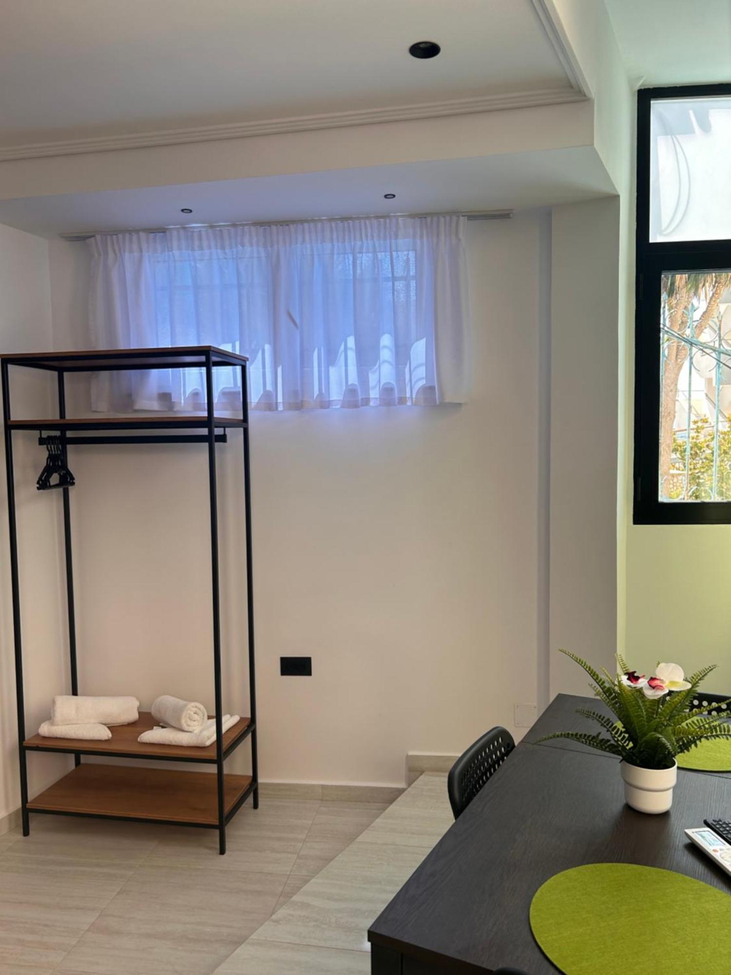 Crown Apartment Саранда Экстерьер фото
