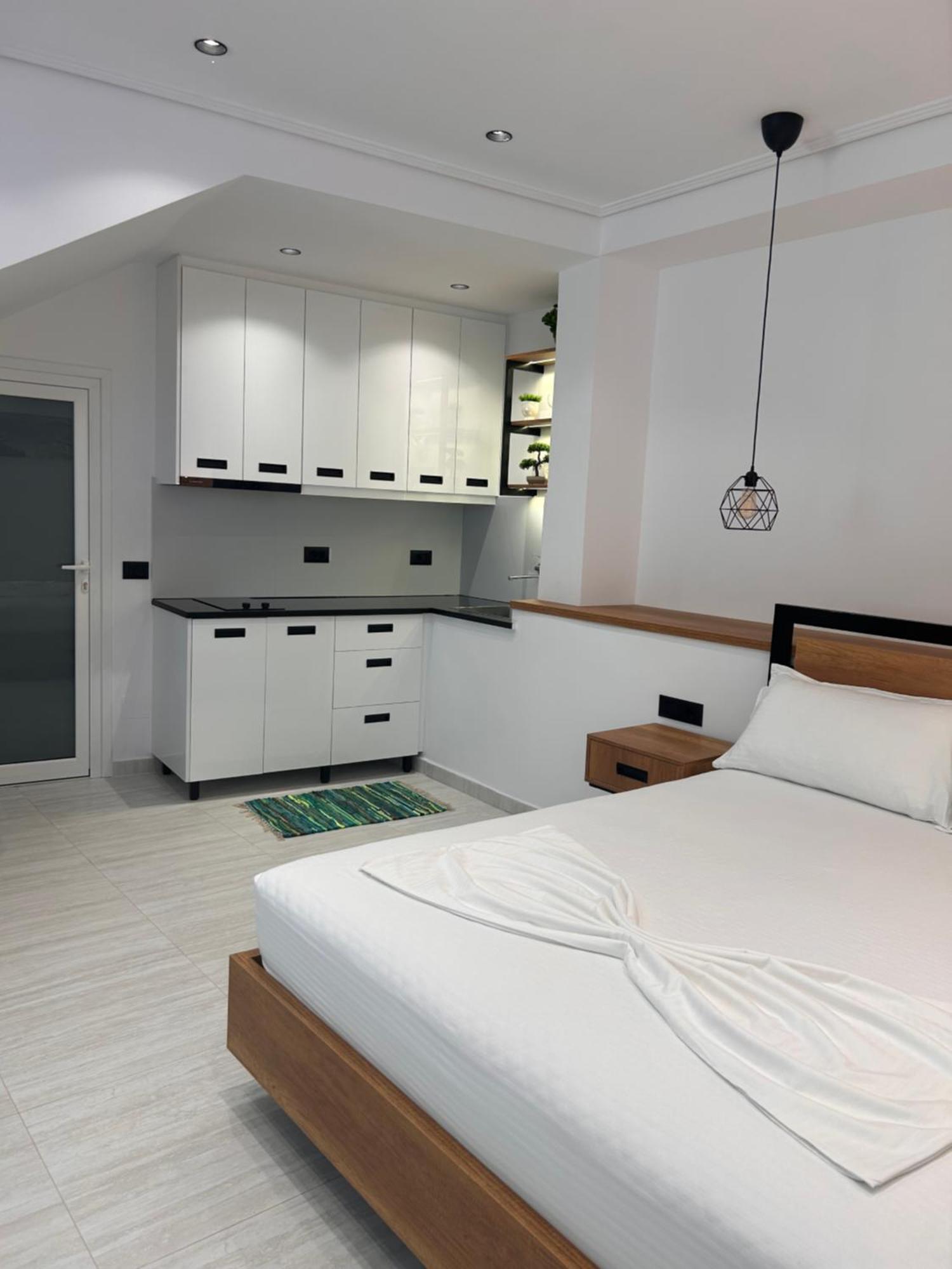Crown Apartment Саранда Экстерьер фото
